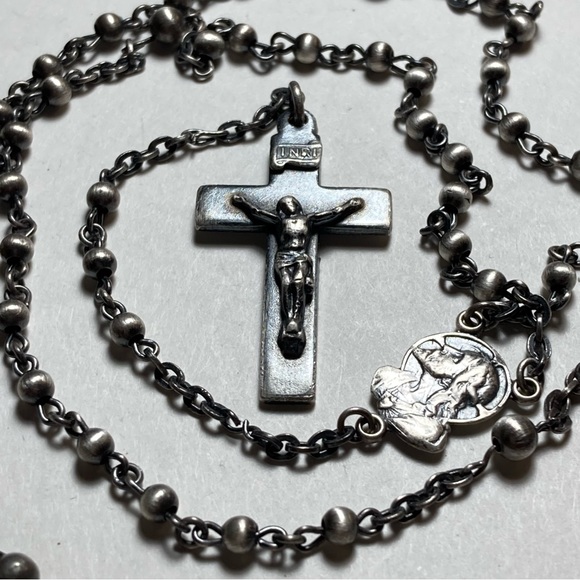 Vintage Sterling Pocket Rosary - Picture 10 of 10